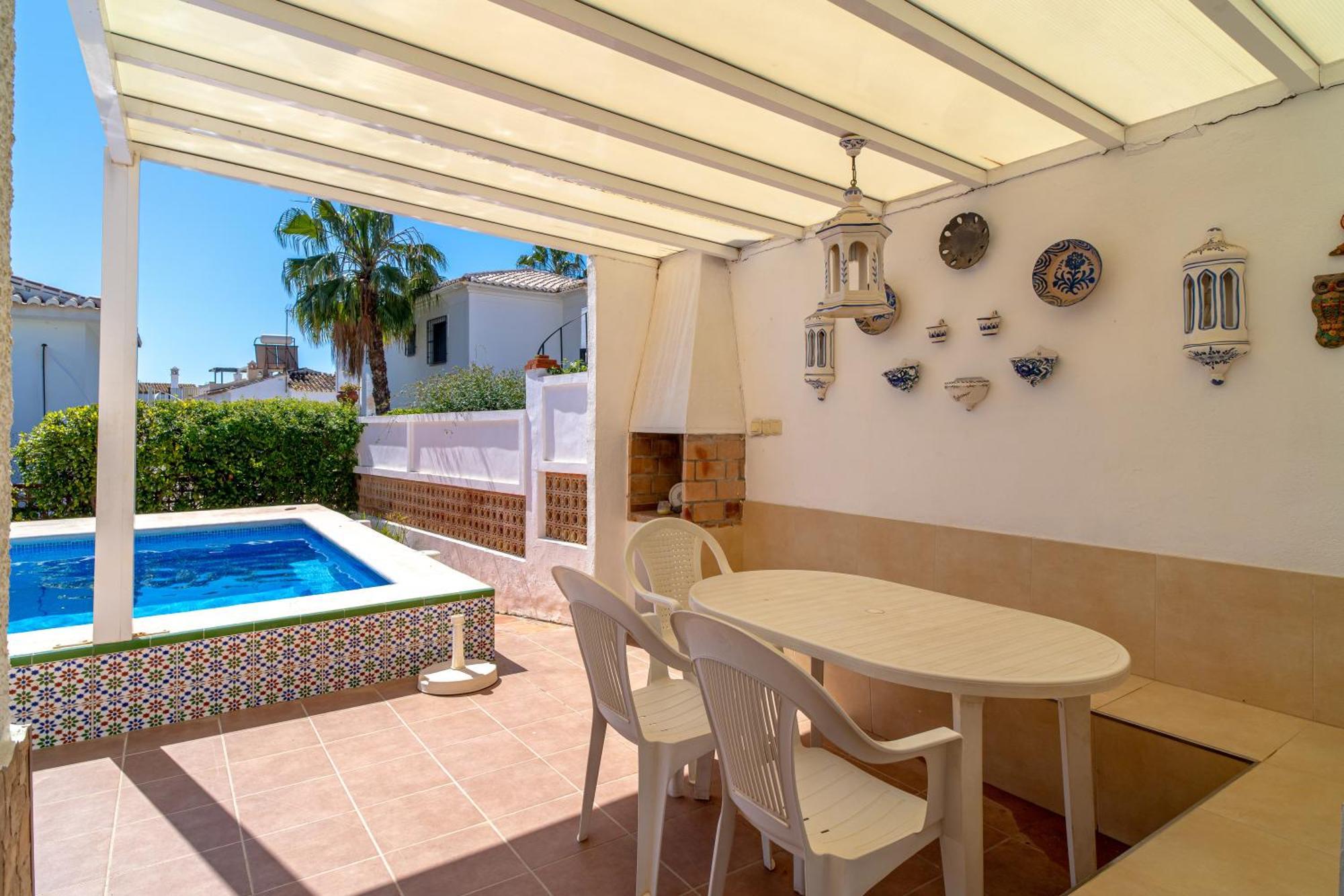 Villa Sevilla Casasol 内尔哈 外观 照片