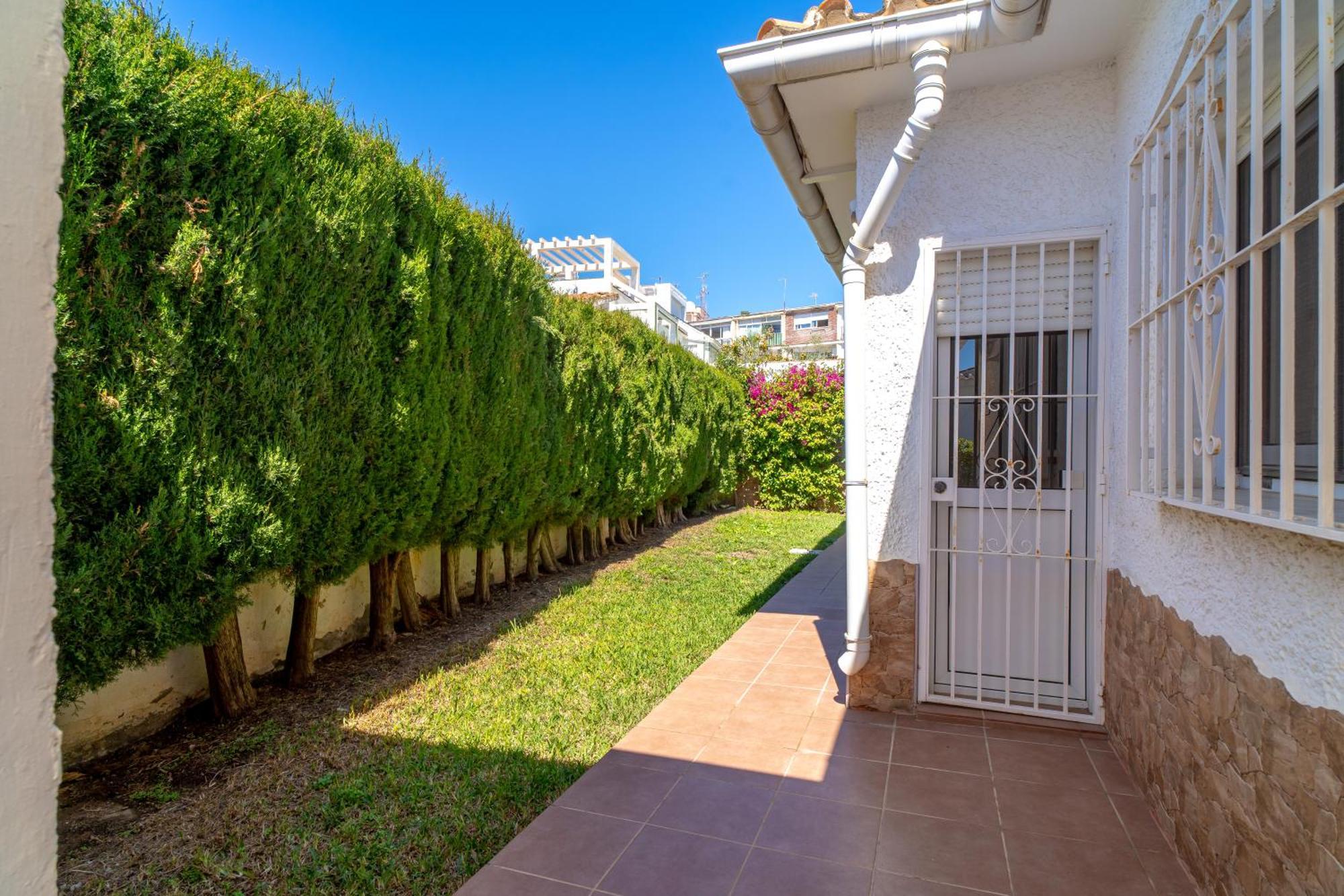 Villa Sevilla Casasol 内尔哈 外观 照片