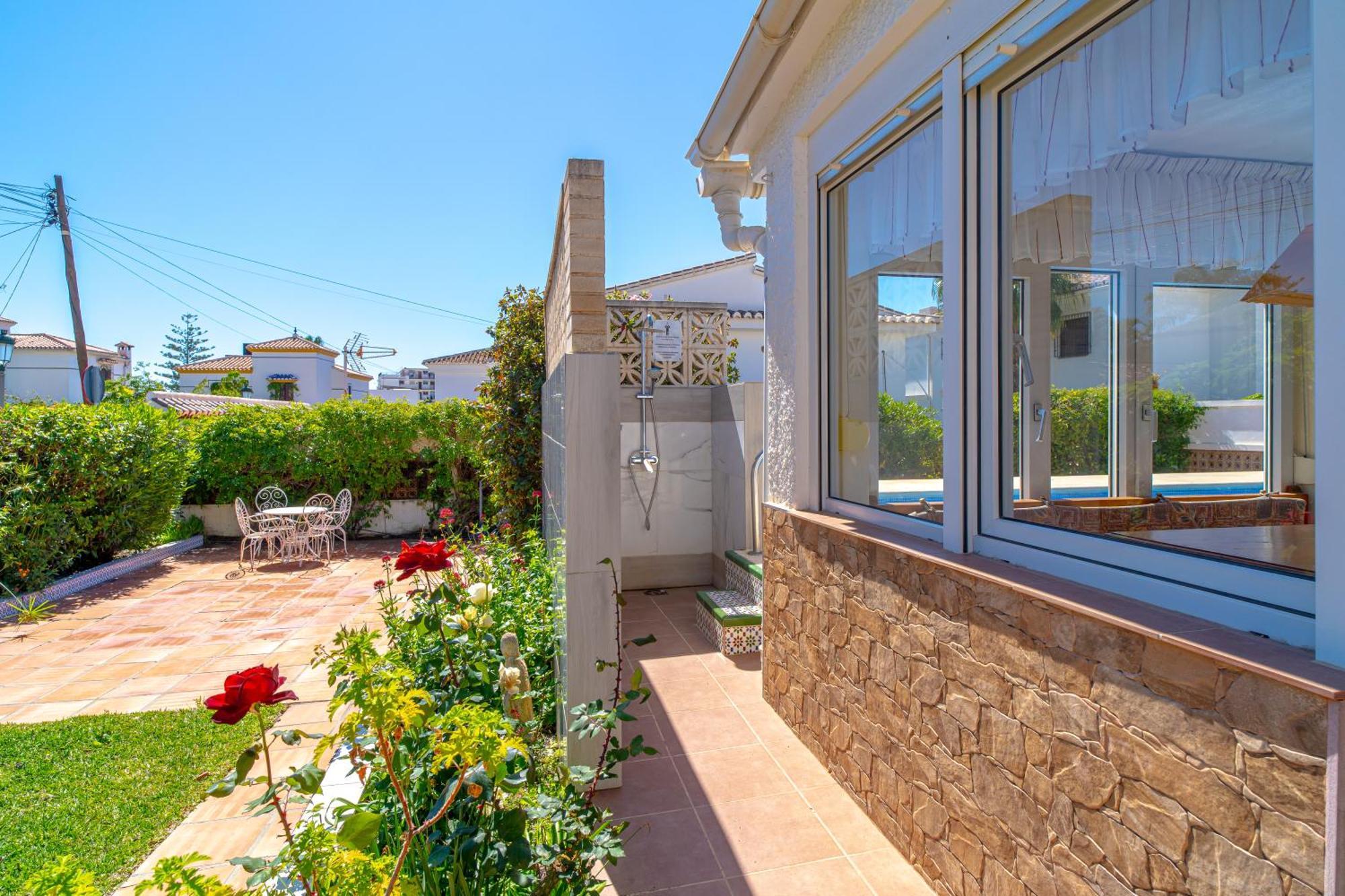 Villa Sevilla Casasol 内尔哈 外观 照片